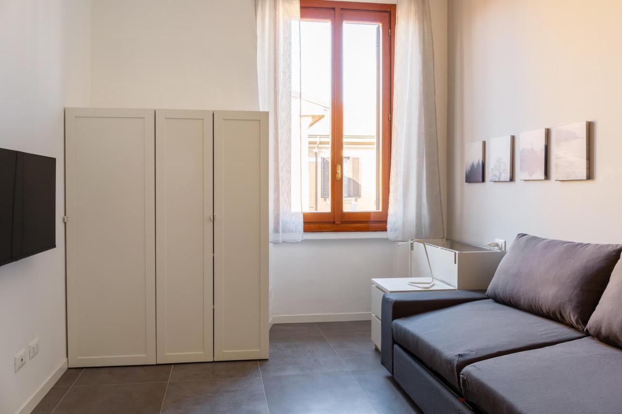 Newly Renovated Loft Near Centrale Milán Exterior foto